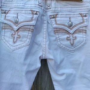 Women’s Rock Revival Skinny Jeans